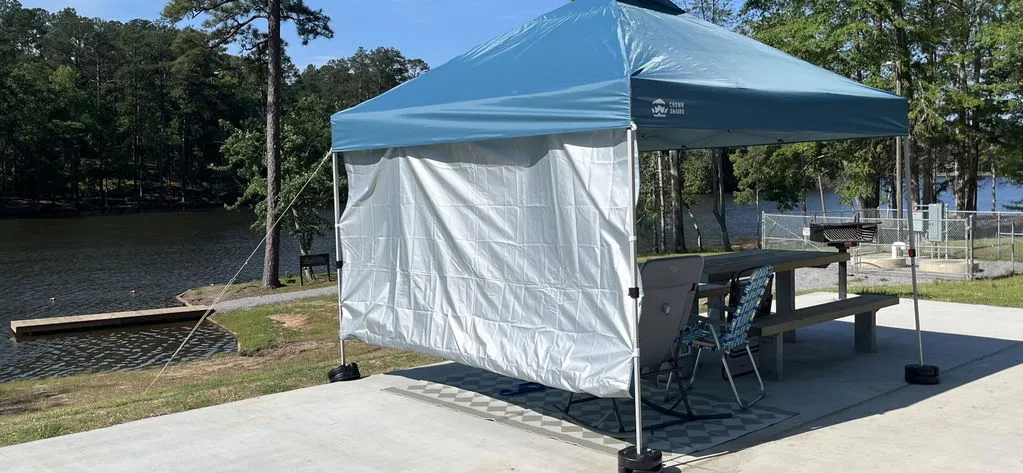 Customer photo of the canopy with sidewall